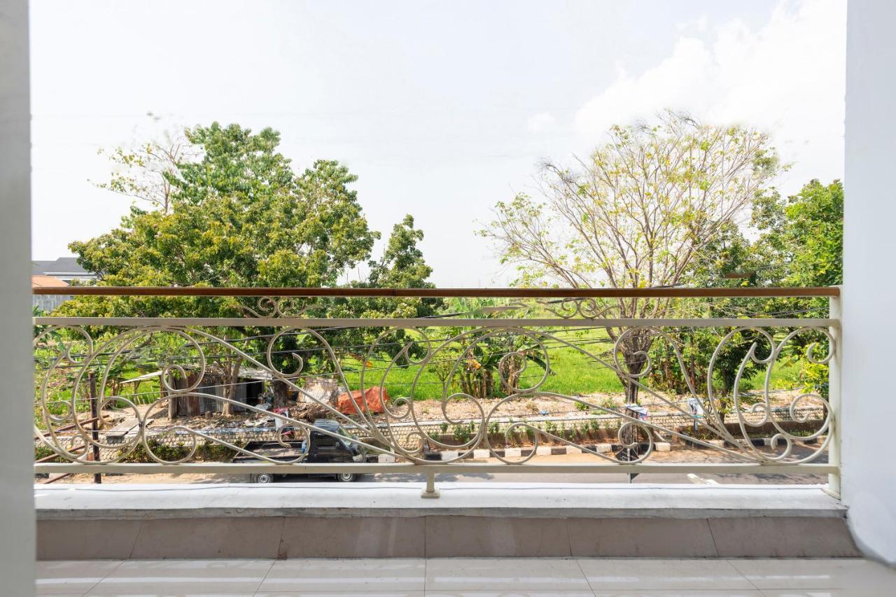 Oyo 3706 Griya Tentrem Syariah Lamongan Exteriér fotografie